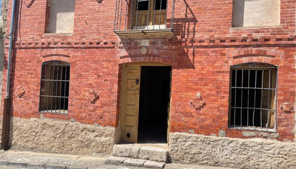 Casa adosada en venta en Calle Onésimo Redondo, 16, Velliza, Valladolid - imagen 1 Foto 1 de Casa adosada en venta en Calle Onésimo Redondo, 16, Velliza, Valladolid