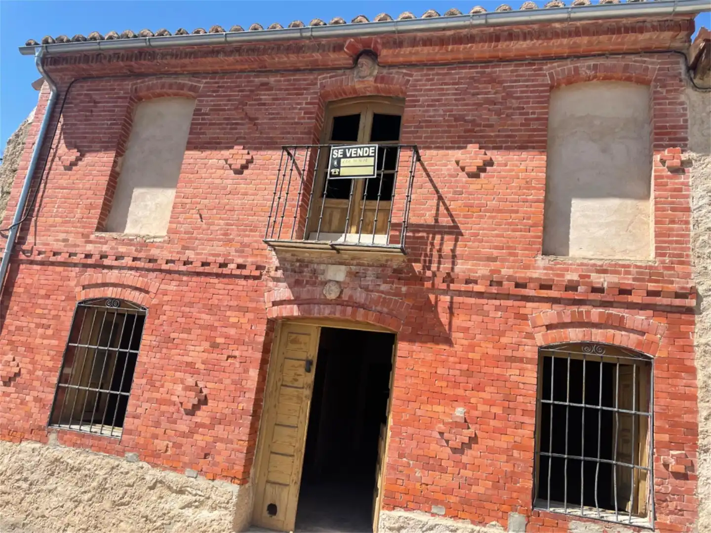 Vista exterior de Casa adosada en venta en Velliza con Balcón