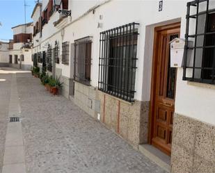 Vista exterior de Casa adosada en venda en Orgaz amb Terrassa