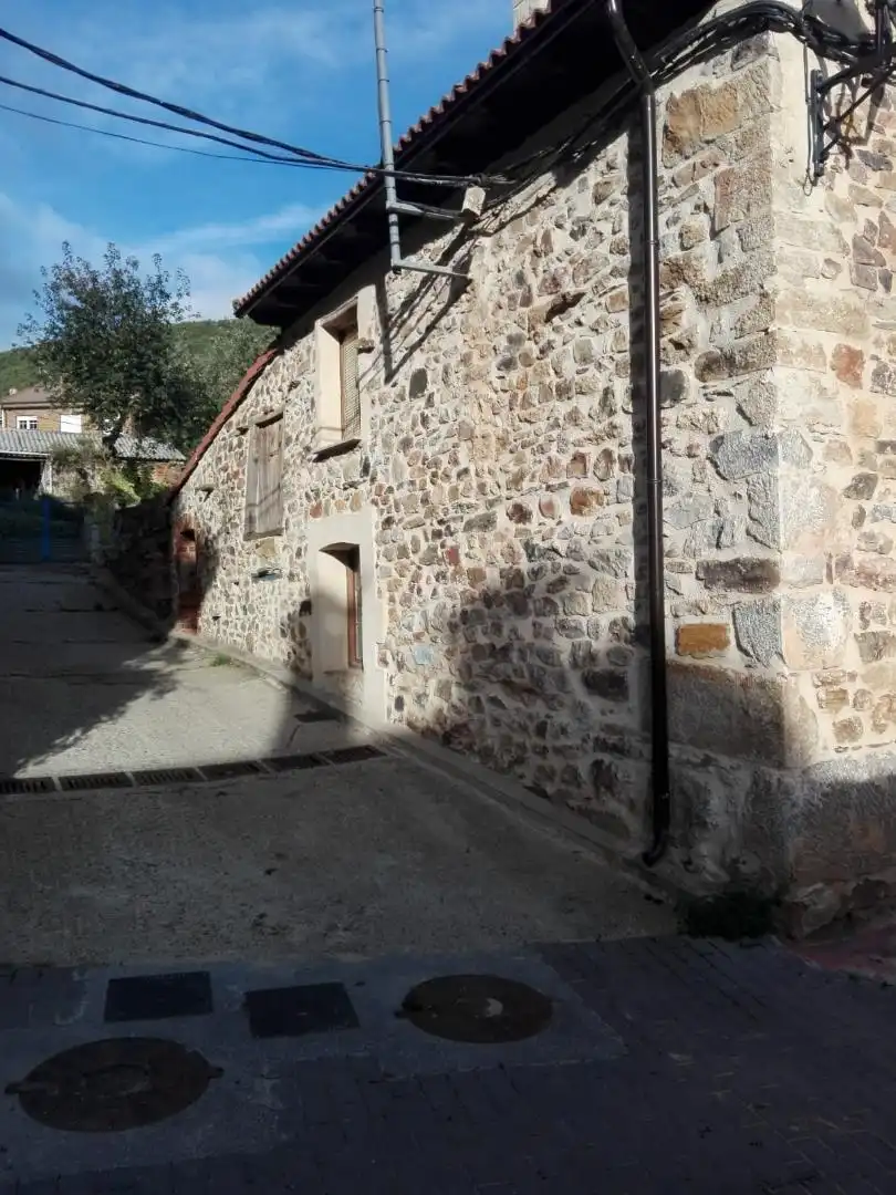 Detached homes for sale in Barrio de la Fuente, 46, Velilla del Río Carrión Exterior view of Detached homes for sale in Velilla del Río Carrión with Heating, Storage room and Furnished