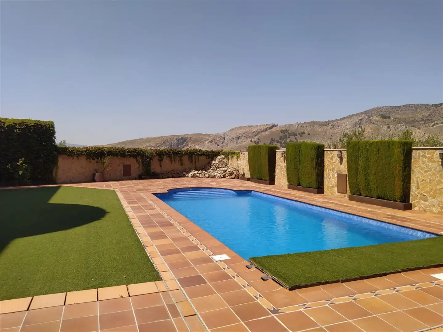 Casa o xalet en venda a Calle Geranios, Loja Piscina de Casa o xalet en venda en Loja amb Aire condicionat, Calefacció i Jardí privat