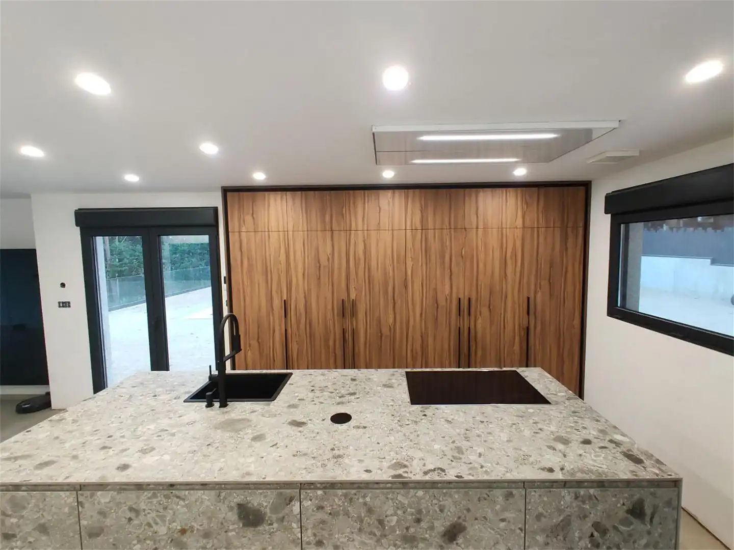 Houses for sale in O Outeiriño-soutolobre, Salvaterra de Miño Kitchen of Houses for sale in Salvaterra de Miño with Swimming Pool