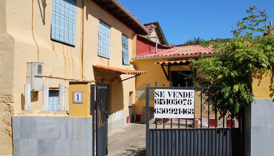 Casa adosada en venta en Camino de las Eras, La Ercina , León - imagen 1 Foto 1 de Casa adosada en venta en Camino de las Eras, La Ercina , León