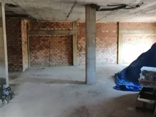 Local comercial en Venta en Calle Puerta de Granada en Cueva de Menga