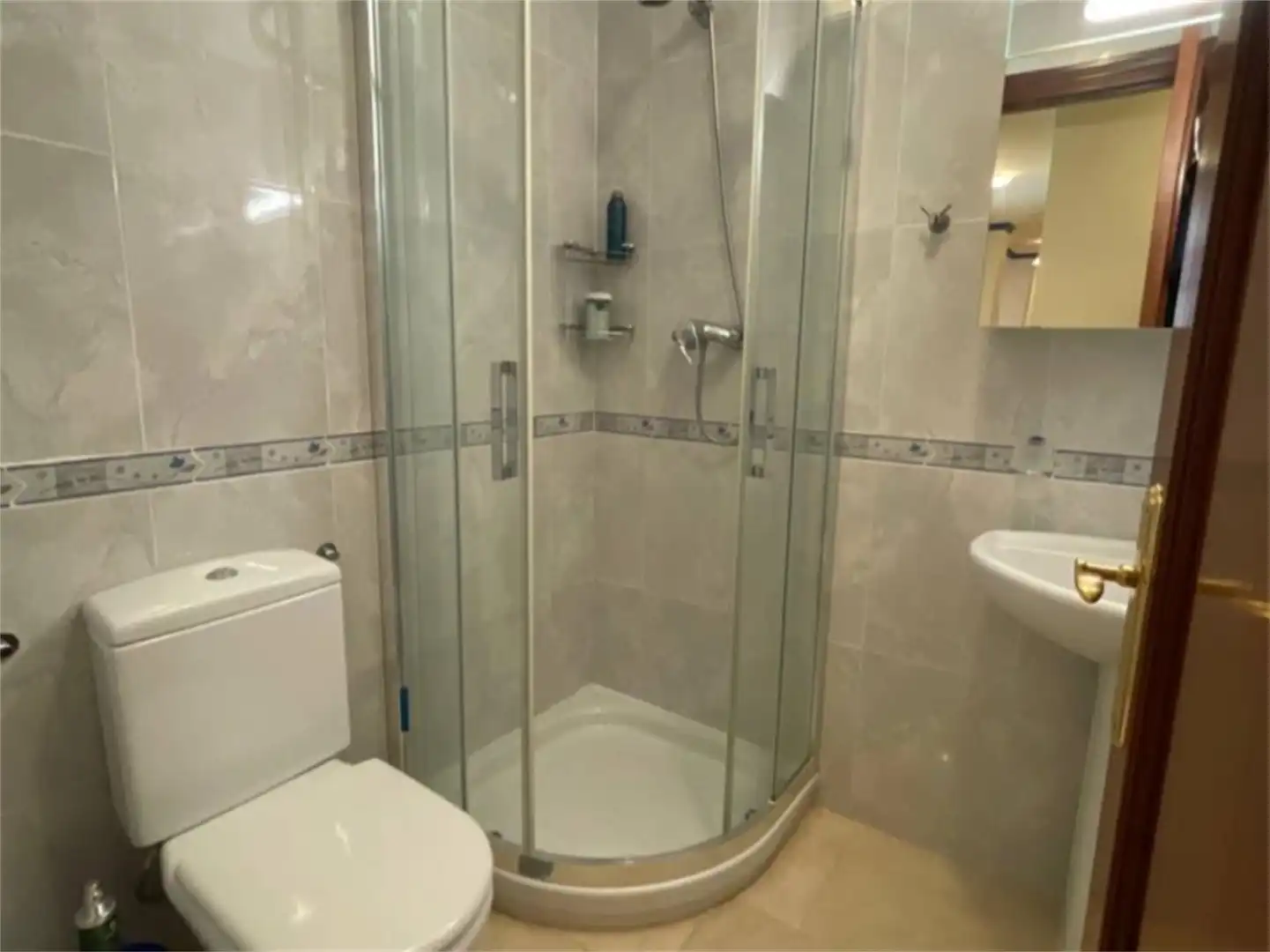 Bathroom of Apartments for sale in Calpe / Calp  with Air Conditioner, Terrace and Furnished