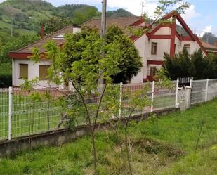 Casa o xalet en venda en Mieres (Asturias) amb Terrassa