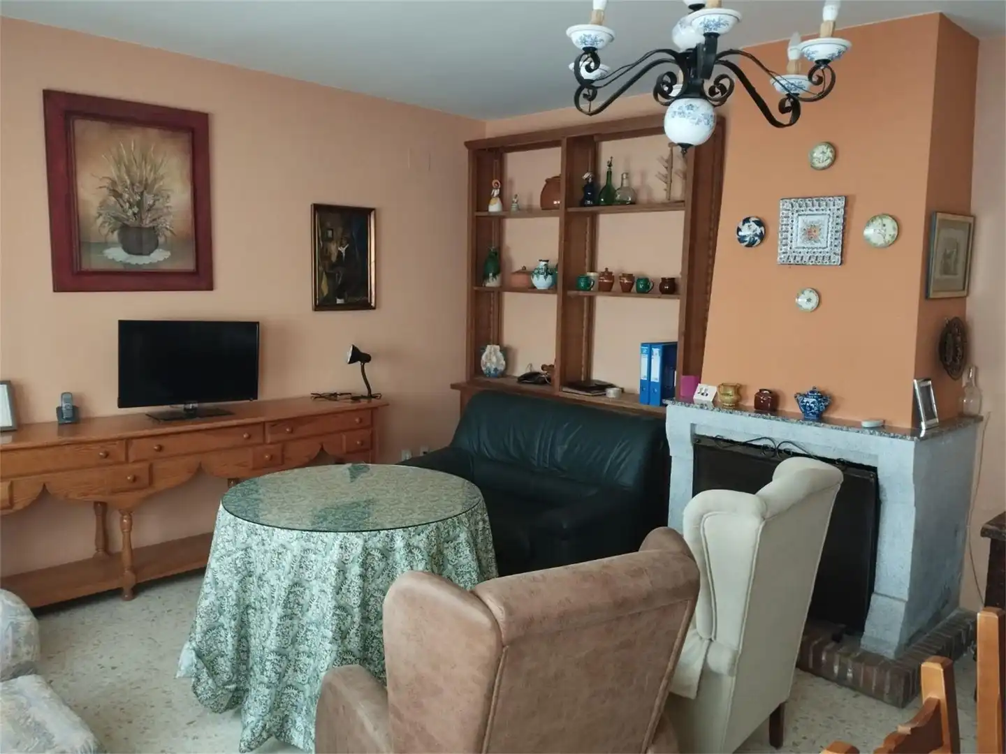 Sala de estar de Casa o chalet en venta en Cardeña con Aire acondicionado