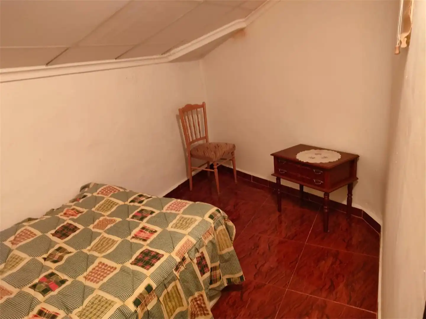 Habitación de Casa adosada en venta en Higueruela