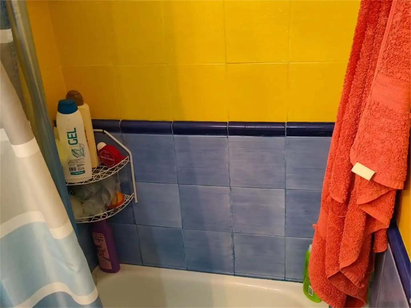 Baño de Casa adosada en venta en Higueruela