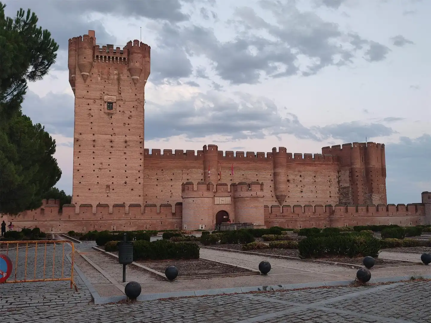 Bebaubares Gelände zum Verkauf in Calle Respaldo de la Mota, Medina del Campo Außenansicht von Bebaubares Gelände zum Verkauf in Medina del Campo