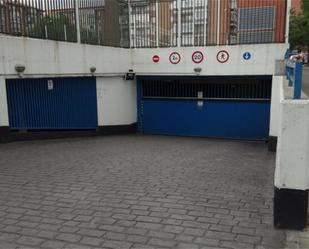 Garatge de lloguer a Calle de Santo Domingo Savio, 2,  Madrid Capital