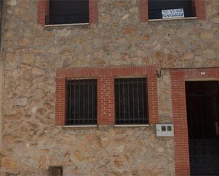 Vista exterior de Casa adosada en venda en San Juan del Monte amb Calefacció i Moblat