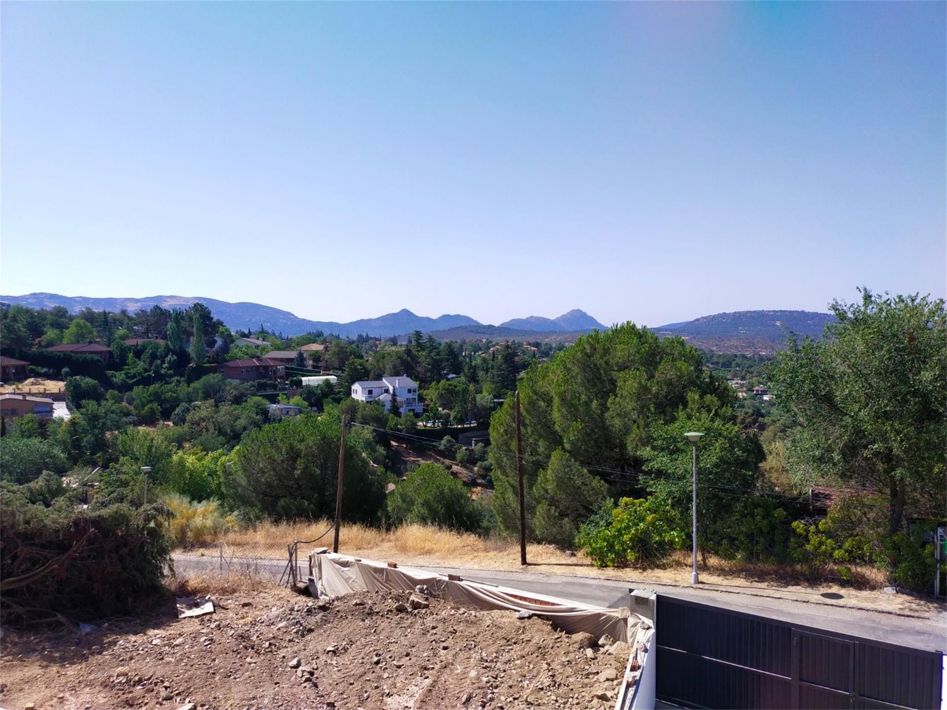 Exterior view of Country house for sale in Robledo de Chavela  with Private garden, Terrace and Storage room