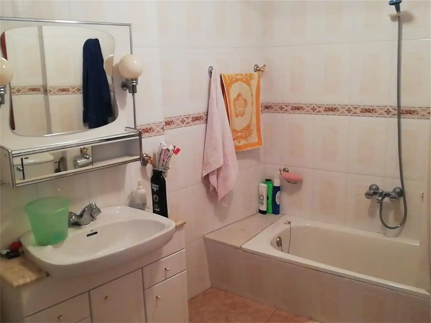 Detached homes for sale in Calle Alhóndiga, Vélez-Rubio Bathroom of Detached homes for sale in Vélez-Rubio with Air Conditioner, Terrace and Balcony