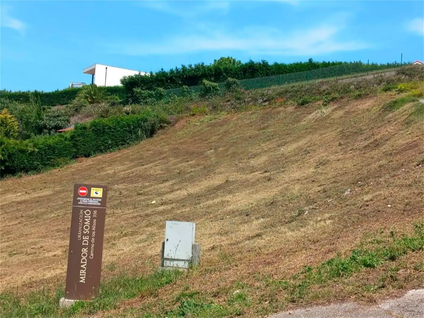Urbanitzable en venda a Camín de los Álamos, Somió Urbanitzable en venda en Gijón