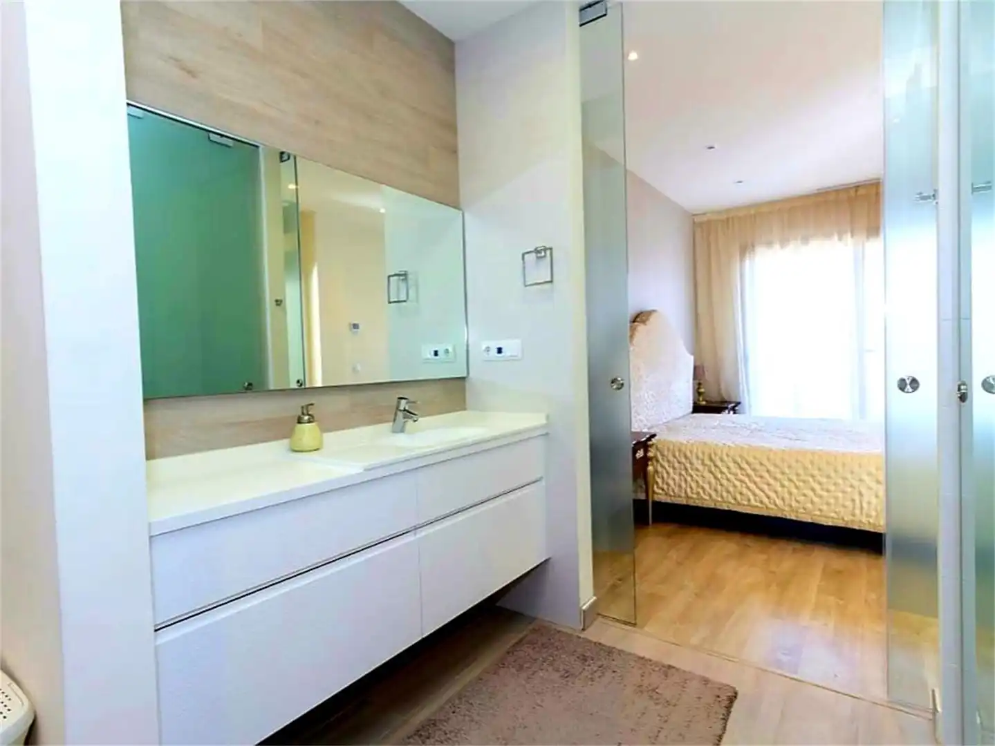 Houses for sale in Calle Rosalía de Castro, Benijófar Bathroom of Houses for sale in Benijófar with Air Conditioner, Terrace and Swimming Pool