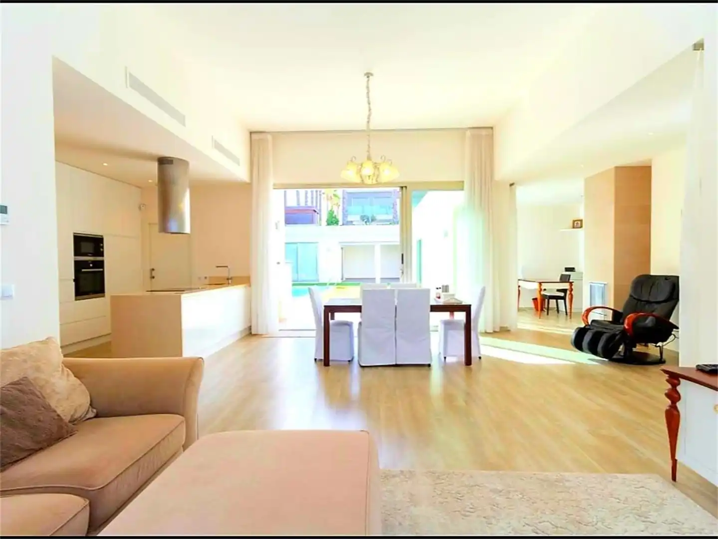 Houses for sale in Calle Rosalía de Castro, Benijófar Living room of Houses for sale in Benijófar with Air Conditioner, Terrace and Swimming Pool