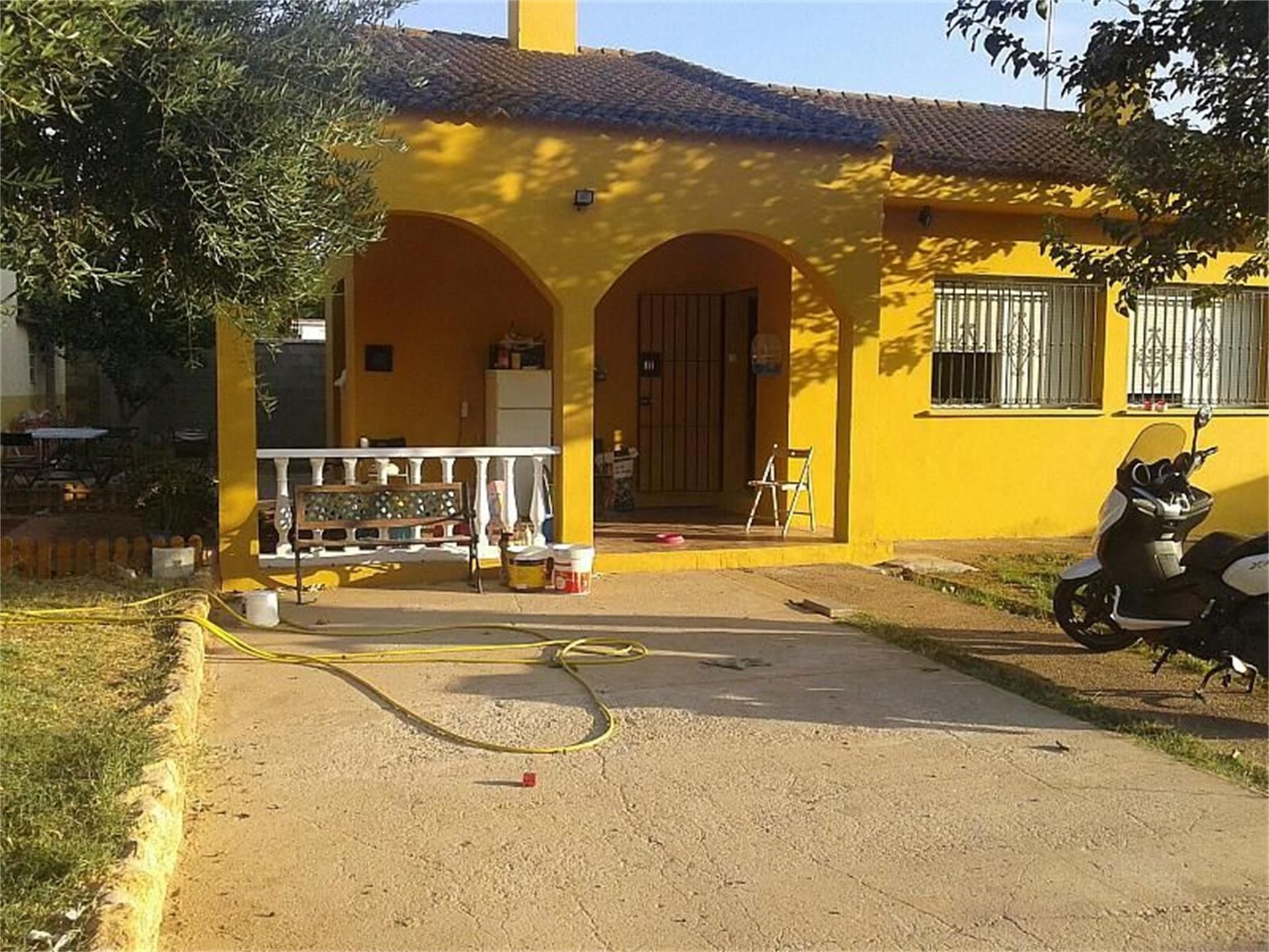 Exterior view of Flat for sale in Carmona  with Air Conditioner, Heating and Private garden