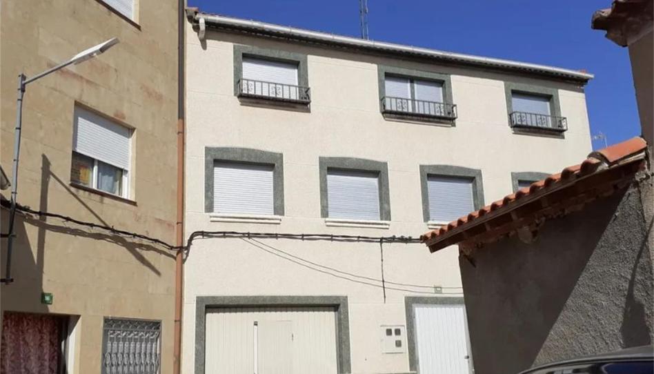 Photo 1 of Apartment for sale in Calle del Río, Fuentelapeña, Zamora