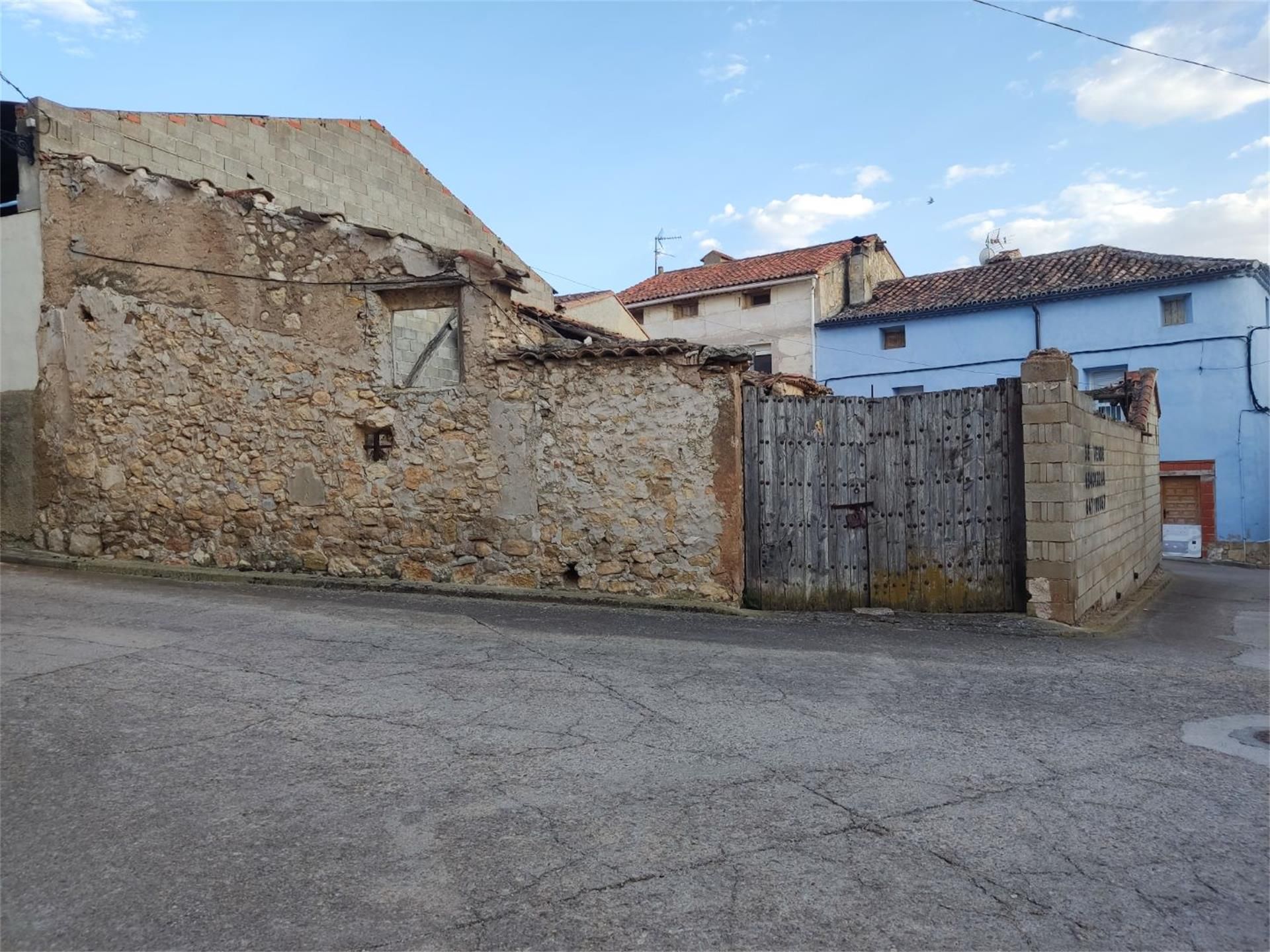 Exterior view of Land for sale in Bañón
