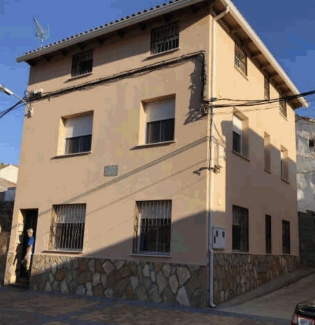 Exterior view of Duplex for sale in Villar y Velasco