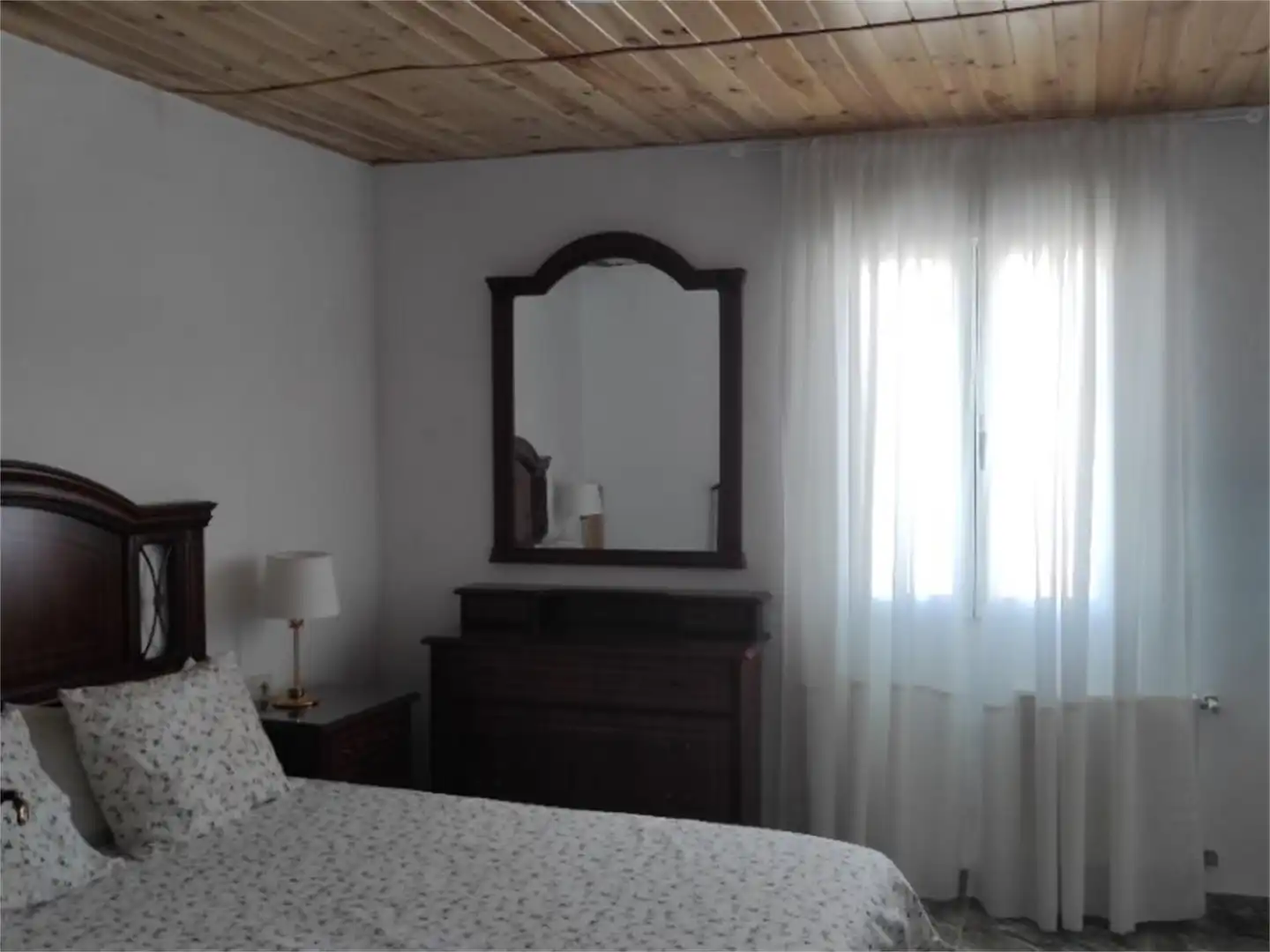 Country house zur Miete in Calle San Pedro, 16, Pinet Schlafzimmer von Country house zur Miete in Pinet mit Klimaanlage, Heizung und Privatgarten