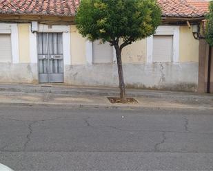 Vista exterior de Planta baixa en venda en La Bañeza 