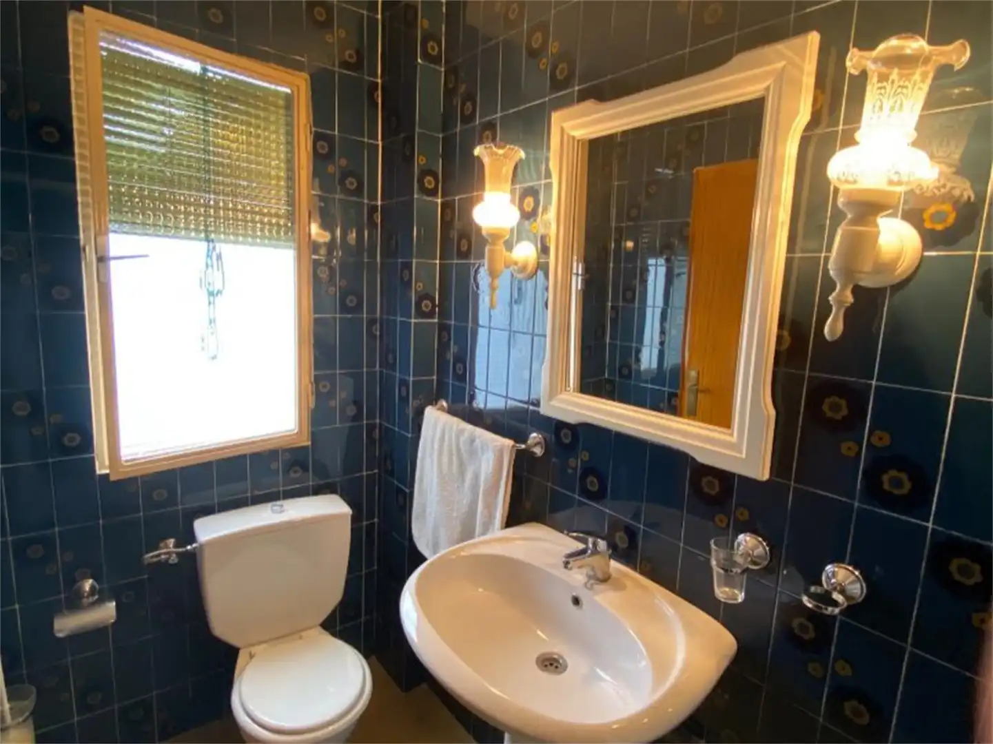 Baño de Casa o chalet en venta en Torredelcampo con Terraza y Balcón