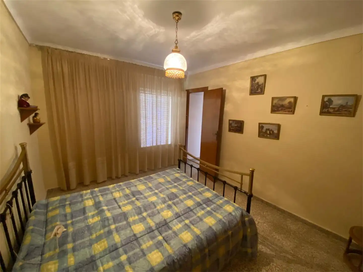 Habitación de Casa o chalet en venta en Torredelcampo con Terraza y Balcón