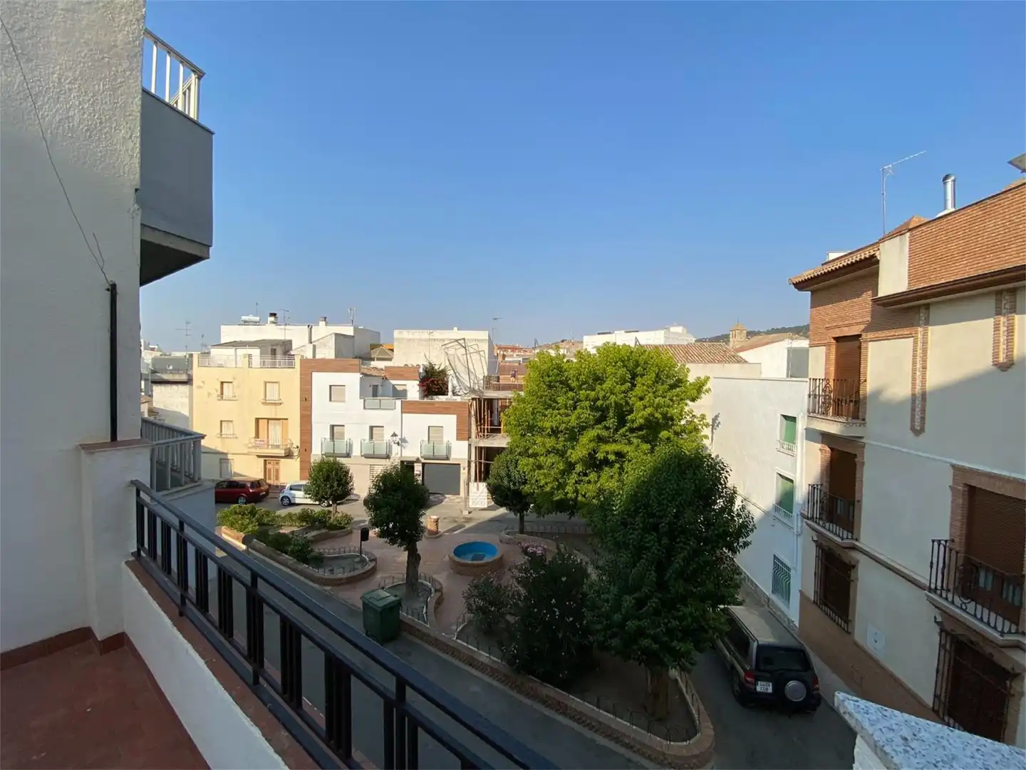 Vista exterior de Casa o chalet en venta en Torredelcampo con Terraza y Balcón