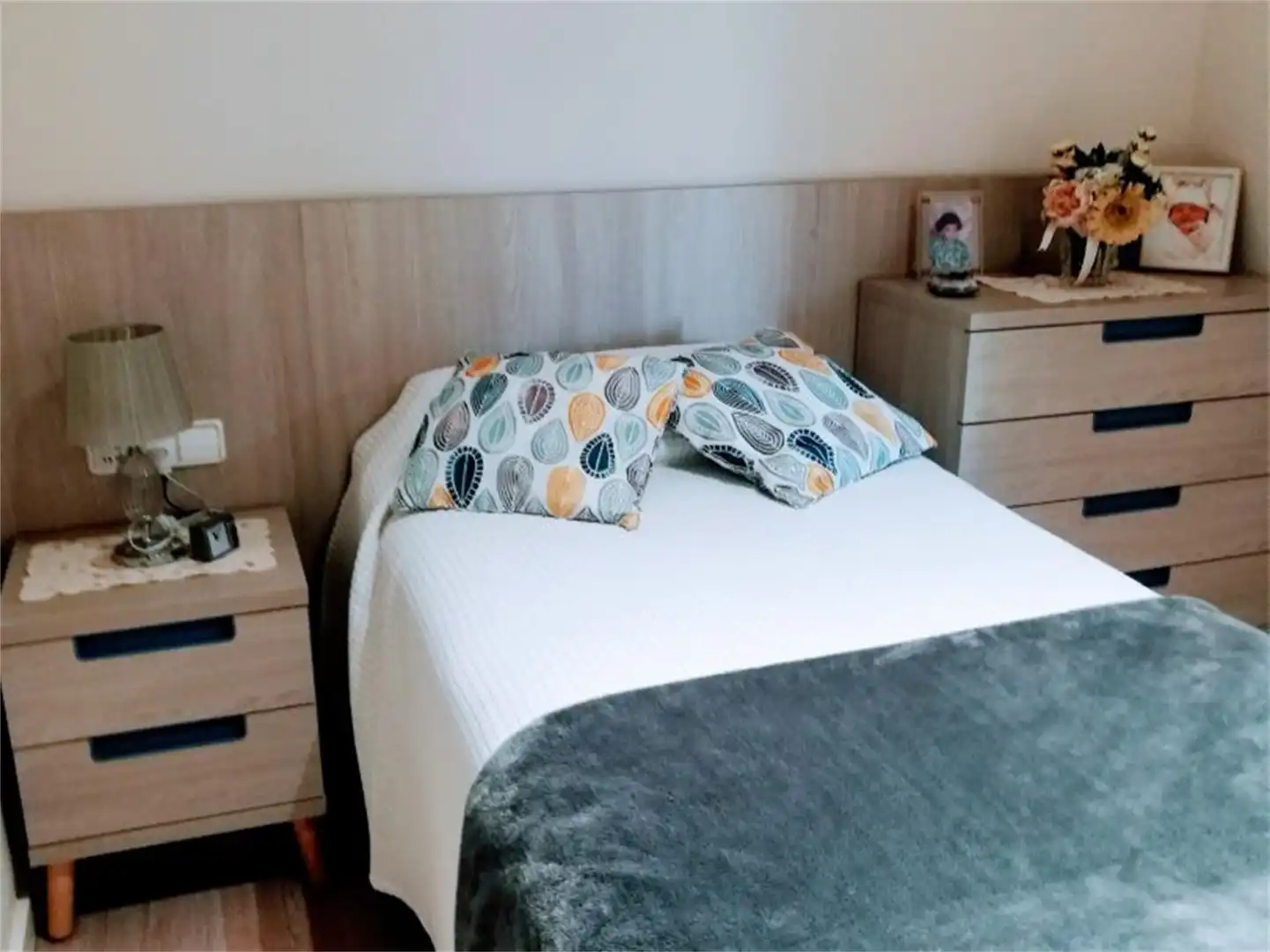 Piso en venta en Carrer D'en Cubias, Tueda Habitación de Piso en venta en Sant Feliu de Guíxols con Aire acondicionado y Balcón