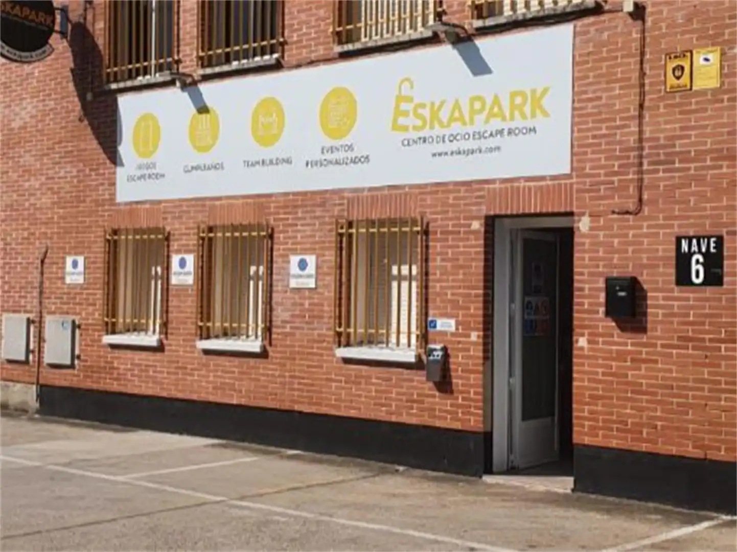 Oficina en venta en Calle del Aluminio, Polígono San Cristóbal Parking de Oficina en venta en Valladolid