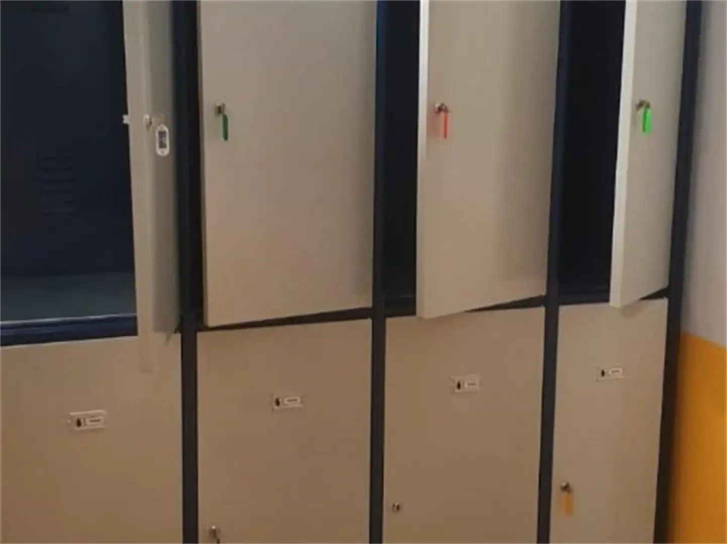 Oficina en venta en Calle del Aluminio, Polígono San Cristóbal Oficina en venta en Valladolid