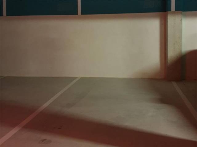 Garaje en Venta en Calle Cristóbal Colón en Valenoso