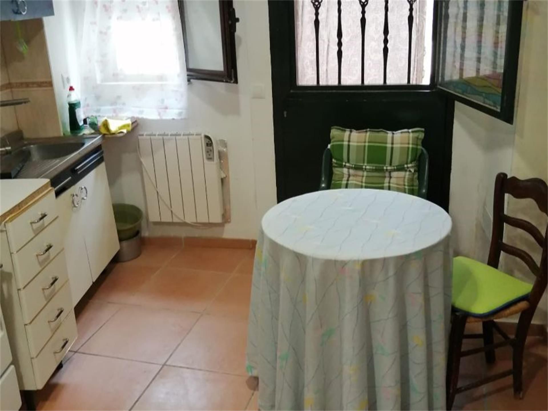 Single-family semi-detached for sale in Calle de la Cuesta, 14, Pastrana