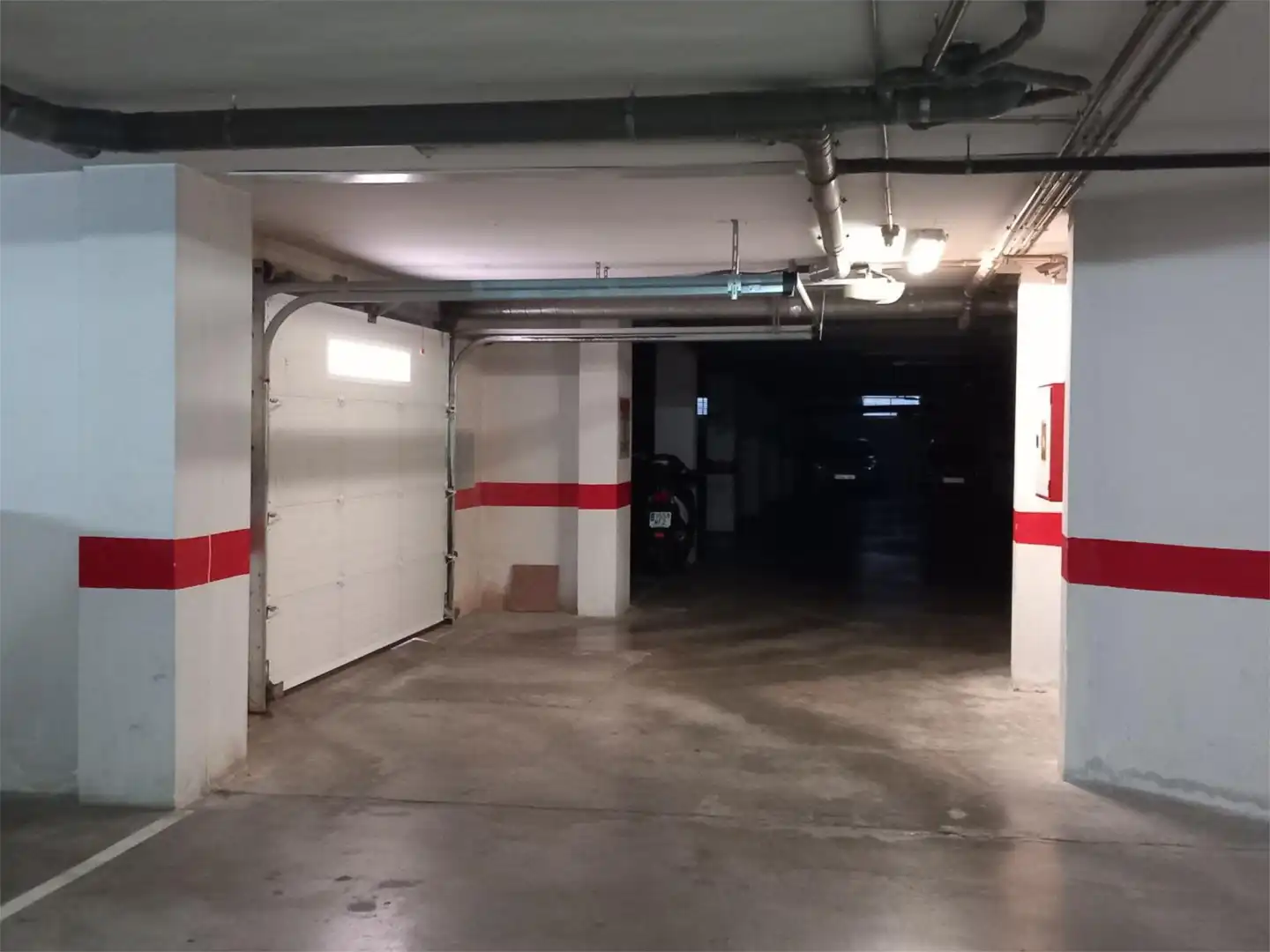Garatge de lloguer a Calle Alonso Ojeda, Residencial Triana - Barrio Alto Aparcament de Garatge de lloguer en Las Gabias