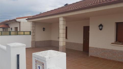 Foto 2 de Casa o chalet en venta en Carretera Cubo, 2, Molezuelas de la Carballeda, Zamora