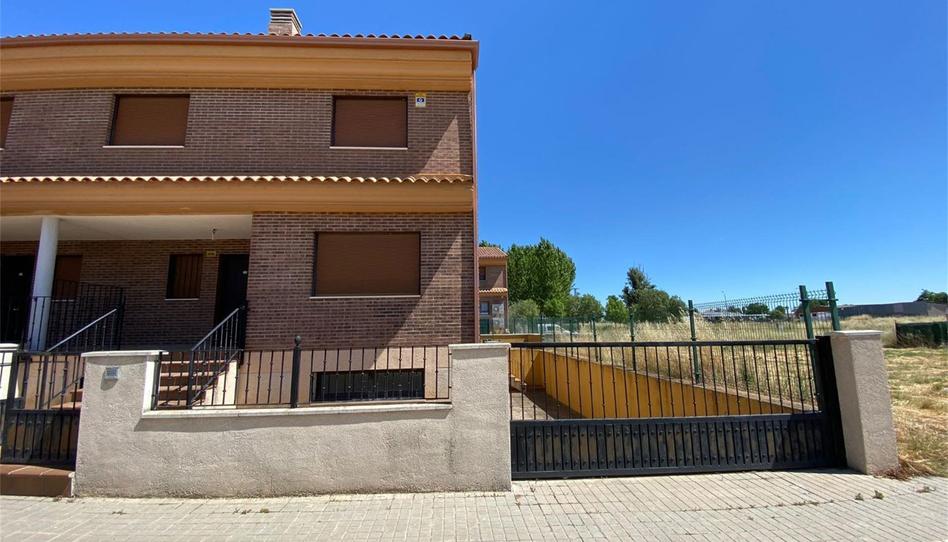 House or chalet for sale in Avenida Valdelalobera, 19, Yunquera de Henares, Guadalajara - image 1 Photo 1 of House or chalet for sale in Avenida Valdelalobera, 19, Yunquera de Henares, Guadalajara