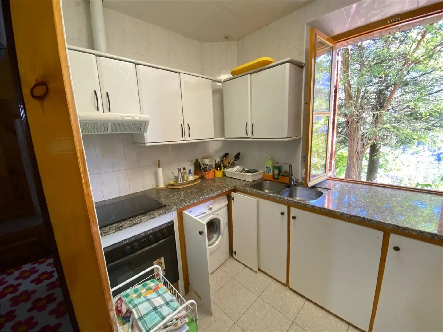 Zimmer in BV-4025, Cercs Küche von Wohnung zur untervermieten in Cercs mit Heizung, Privatgarten und Terrasse