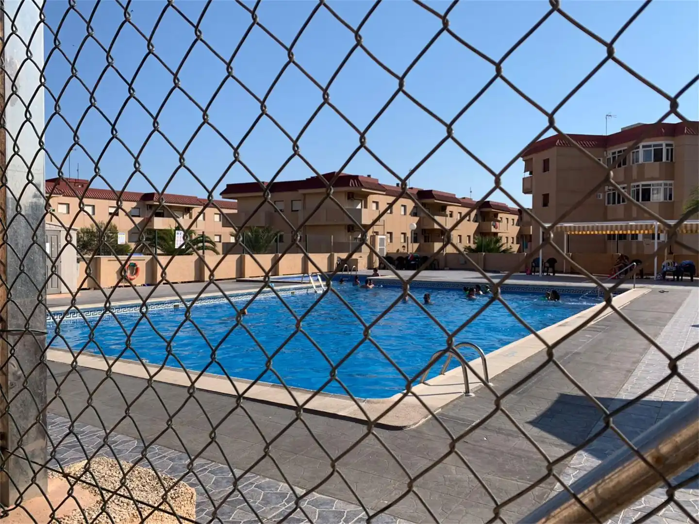 Wohnungen zur Miete in Boulevard Avenida Gran Vía de la Manga, 1, Zona Galúa - Calnegre Schwimmbecken von Wohnungen zur Miete in La Manga del Mar Menor mit Schwimmbad und Balkon
