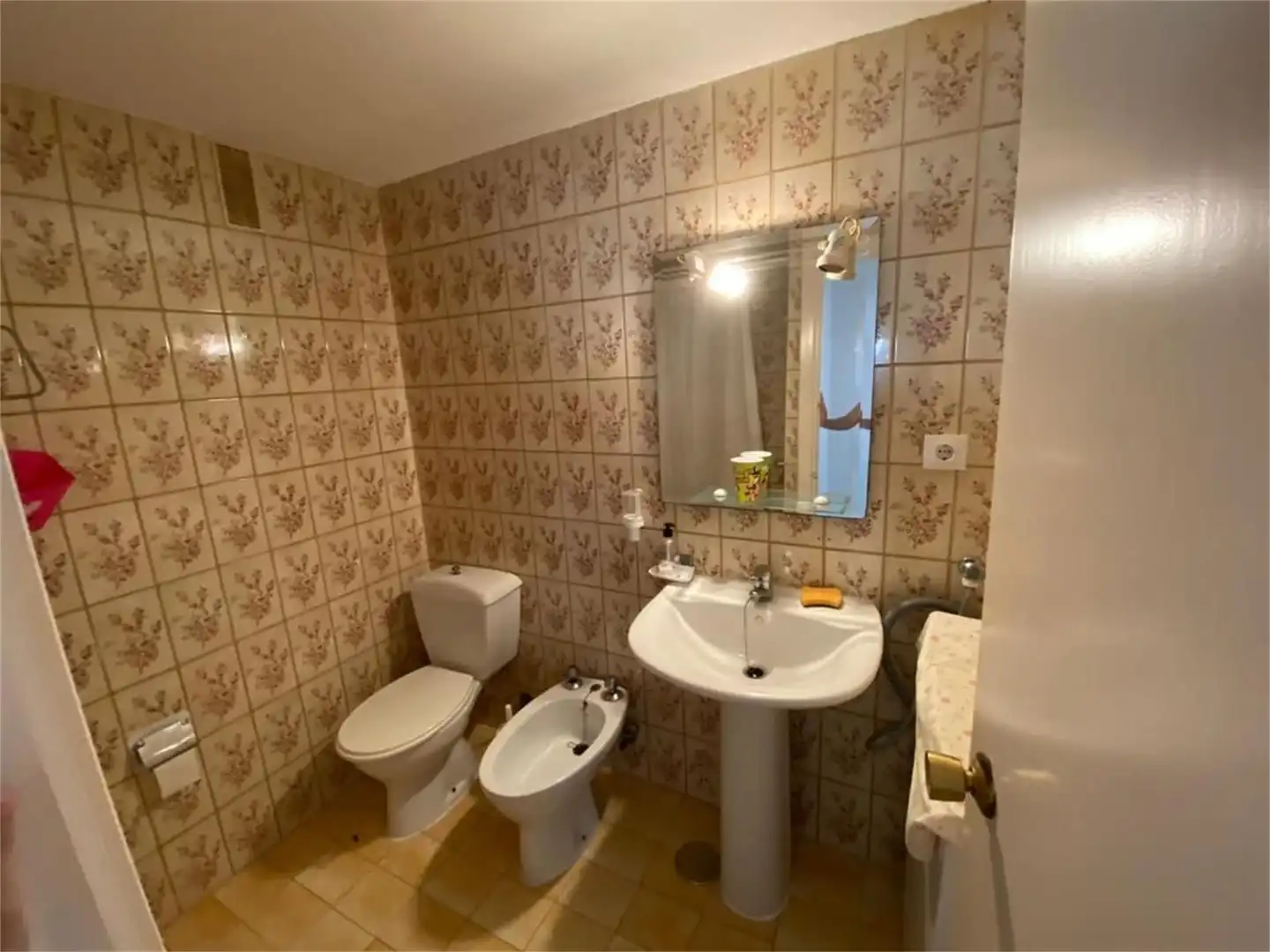 Wohnungen zur Miete in Boulevard Avenida Gran Vía de la Manga, 1, Zona Galúa - Calnegre Badezimmer von Wohnungen zur Miete in La Manga del Mar Menor mit Schwimmbad und Balkon