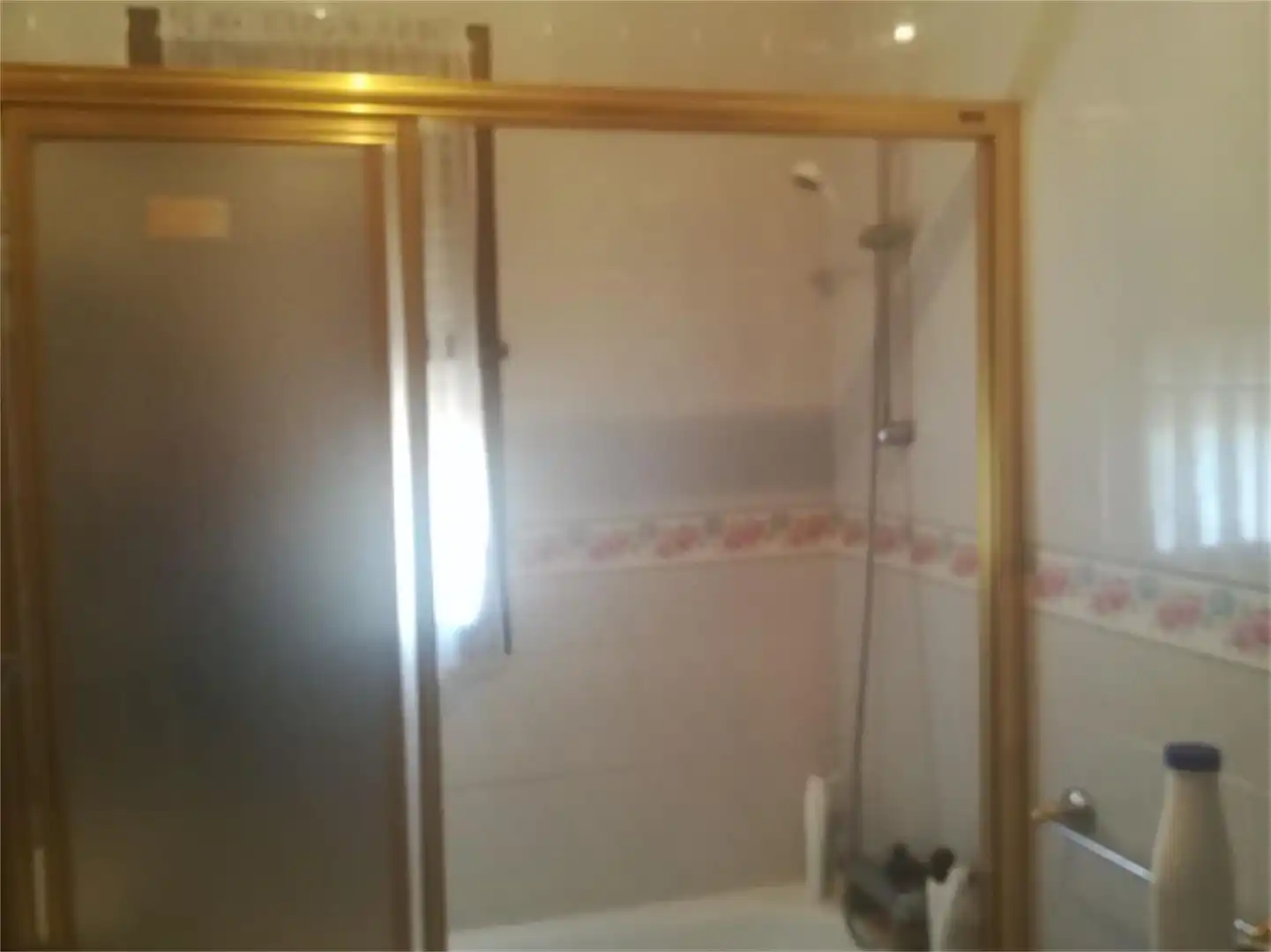 Habitación en Urbanización Valdecabas, 41, Santa María de Benquerencia Baño de Casa o chalet para compartir en Toledo con Aire acondicionado, Calefacción y Amueblado