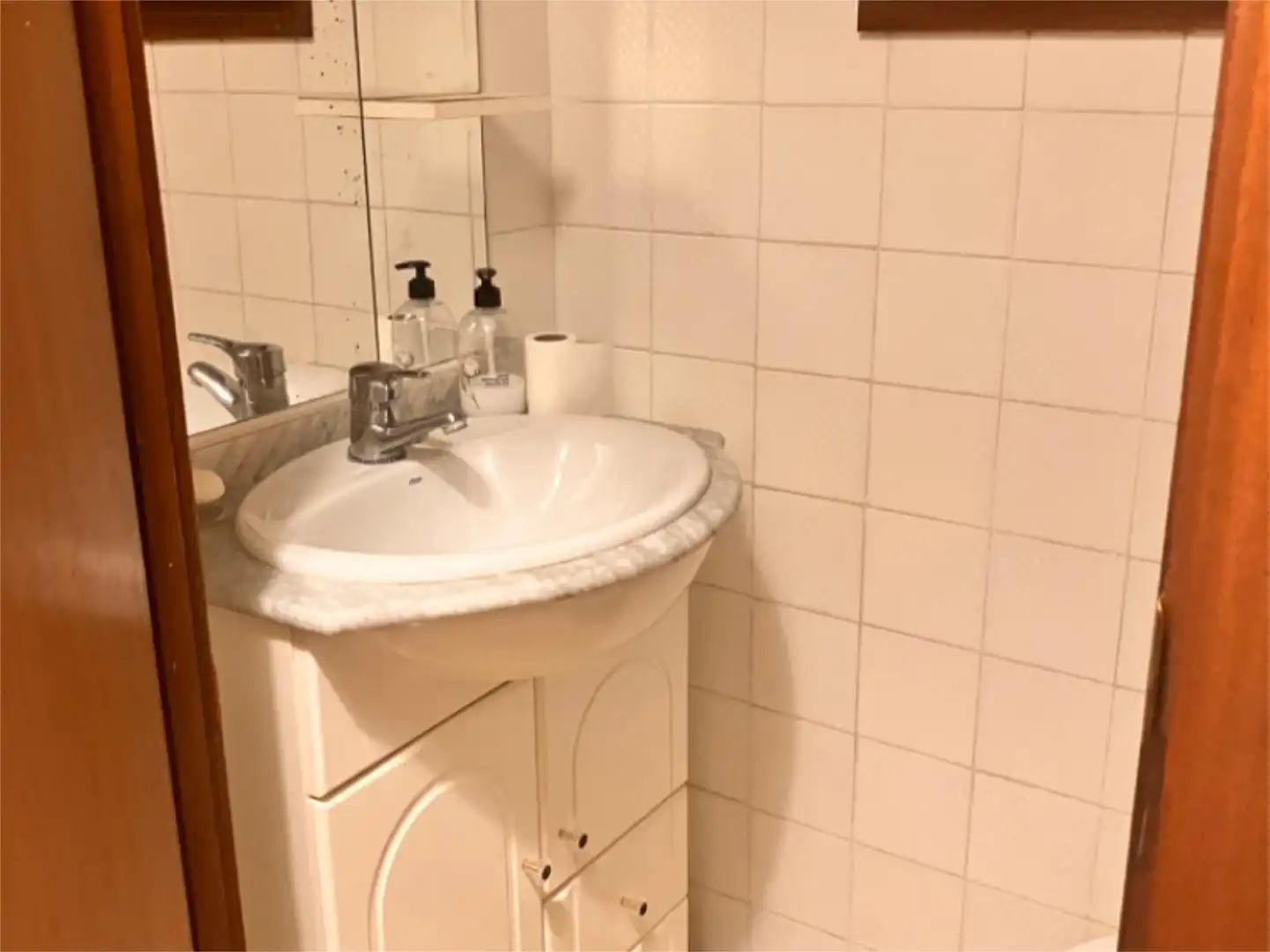 Habitació a Calle San Francisco, San Francisco Bany de Pis per a compartir en Lucena amb Terrassa, Moblat i Balcó