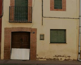 Außenansicht von Wohnung zum verkauf in Matamala de Almazán mit Balkon