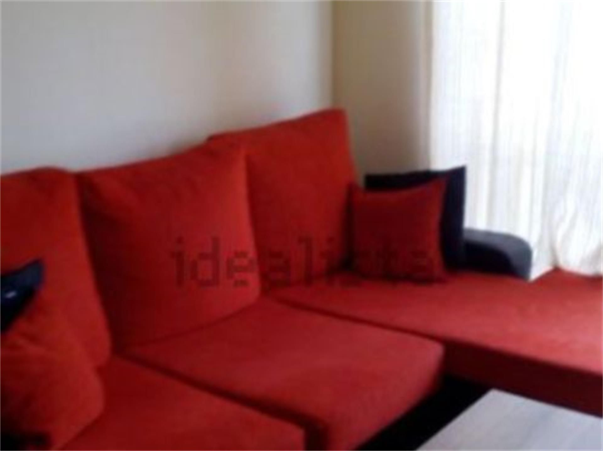 Flat for sale in Calle Yecla, 3, El Espinar pueblo Living room of Flat for sale in El Espinar with Heating, Parquet flooring and Storage room