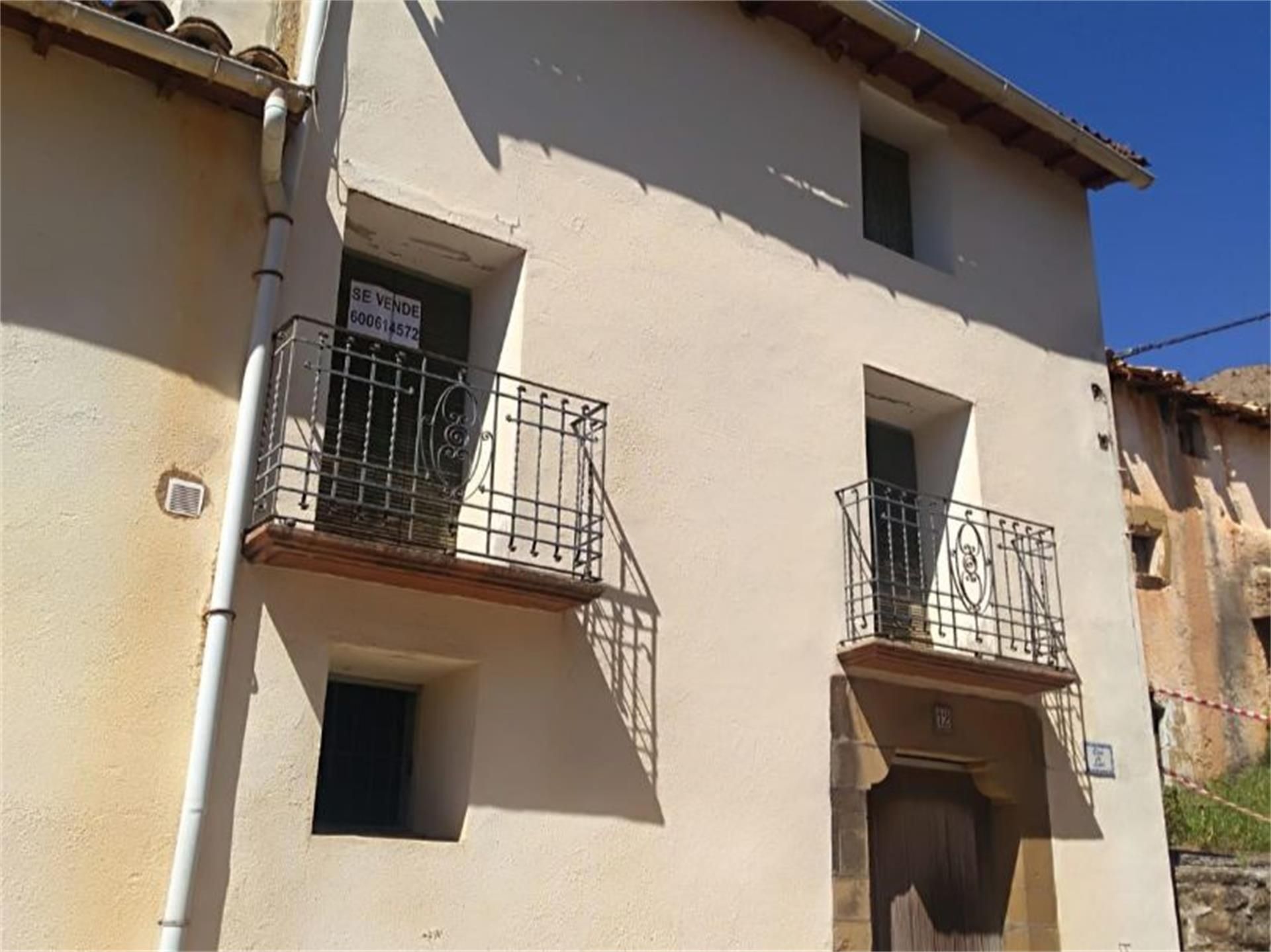 Exterior view of Single-family semi-detached for sale in Agüero