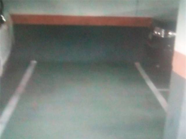 Garaje en Alquiler en Avenida Lomas del Rey en Rosa Luxemburgo