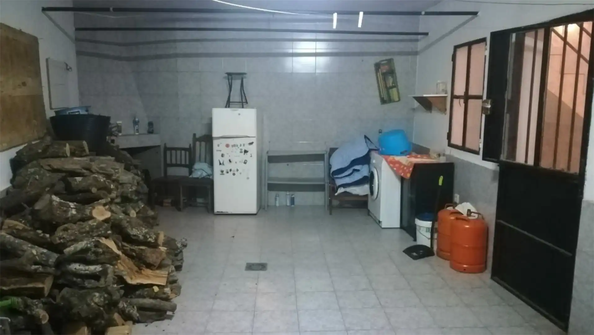 Casa adosada en venta en Zarza la Mayor con Terraza, Trastero y Balcón