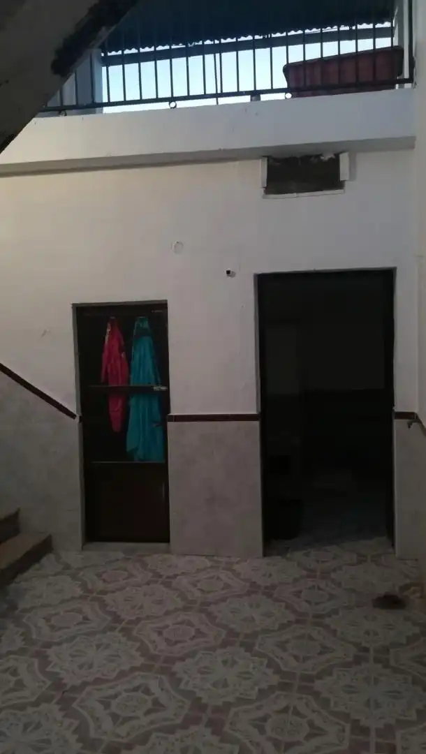 Casa adosada en venta en Zarza la Mayor con Terraza, Trastero y Balcón