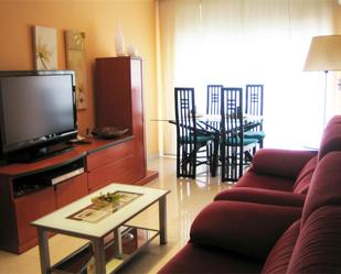 Flat to share in Carrer de Sant Joan Bosco, Vinyets - Molí Vell